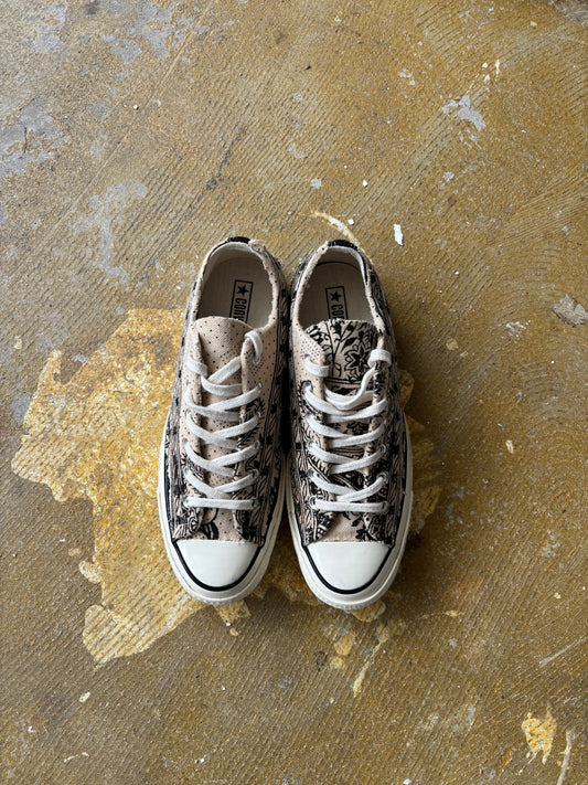 Ghalamkar low-top Converse