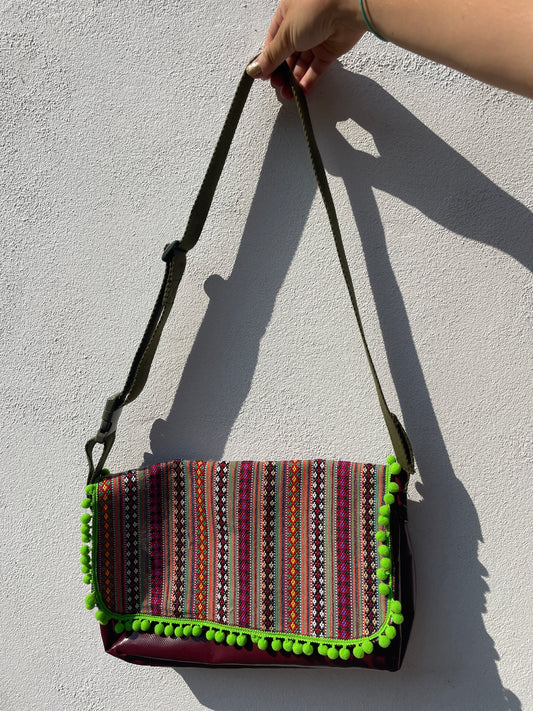 NOMAD BAG - CHERRY