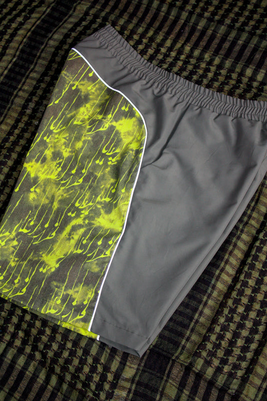 PF Farsi Script Print Shorts